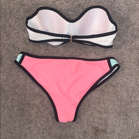 Color block bikini - Picture 2 of 2